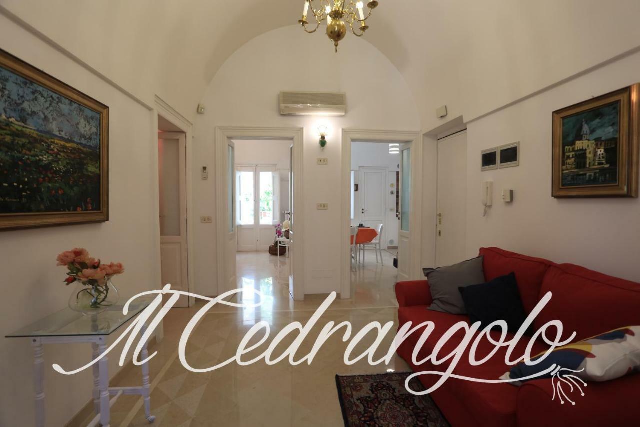 Апартаменты Il Cedrangolo House Монополи Экстерьер фото